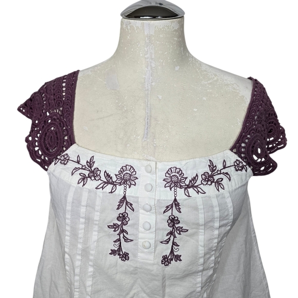Unito White Purple Crochet Floral Shirt S - Picture 2 of 8